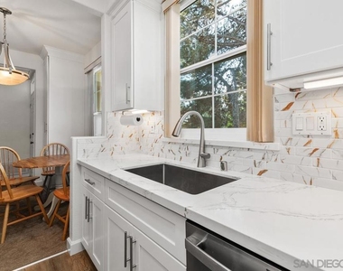 3605 Bernwood Pl - Photo Thumbnail 3