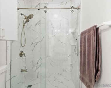 3605 Bernwood Pl - Photo Thumbnail 6