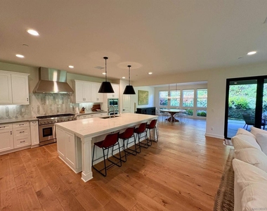 1432 Enclave Ct - Photo Thumbnail 2