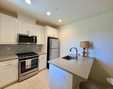 1432 Enclave Ct - Photo Thumbnail 21