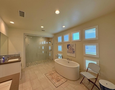 1432 Enclave Ct - Photo Thumbnail 19