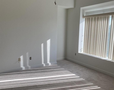 10754 Glendover Ln - Photo Thumbnail 36