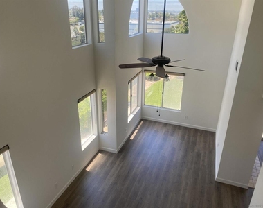 10754 Glendover Ln - Photo Thumbnail 7