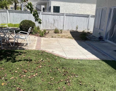 10754 Glendover Ln - Photo Thumbnail 44