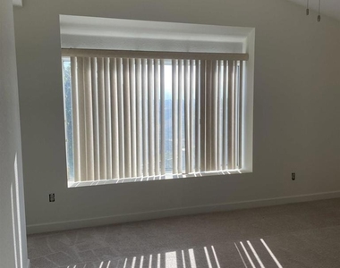 10754 Glendover Ln - Photo Thumbnail 24