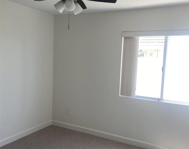 10754 Glendover Ln - Photo Thumbnail 31