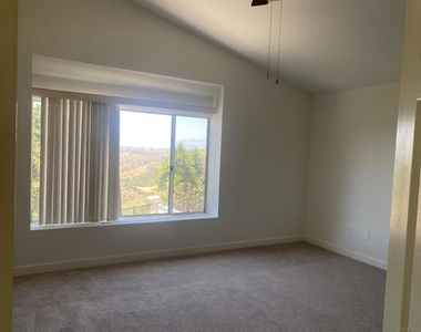 10754 Glendover Ln - Photo Thumbnail 32