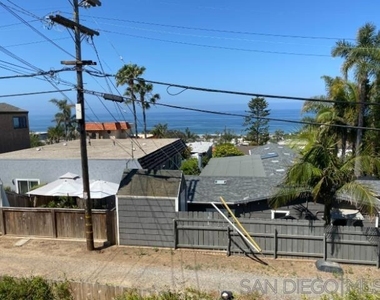 2212 Edinburg Ave, - Photo Thumbnail 2