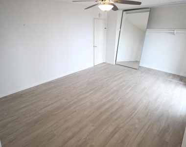2212 Edinburg Ave, - Photo Thumbnail 25