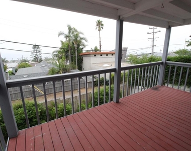 2212 Edinburg Ave, - Photo Thumbnail 31