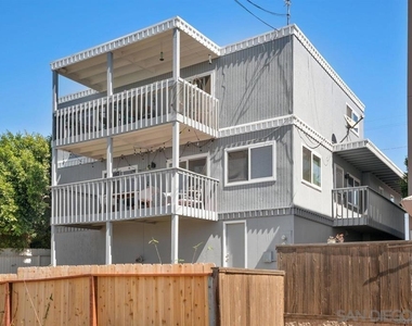2212 Edinburg Ave, - Photo Thumbnail 32