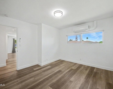 107 Calle - Photo Thumbnail 17