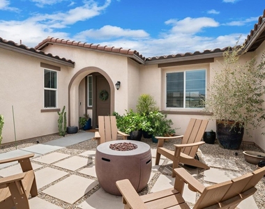 81887 Via Encinitas - Photo Thumbnail 9