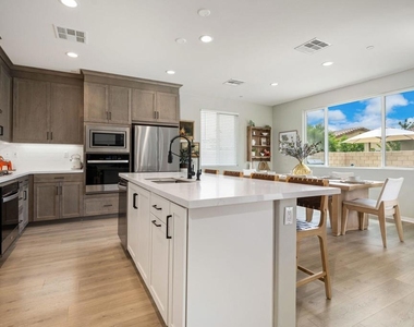 81887 Via Encinitas - Photo Thumbnail 16