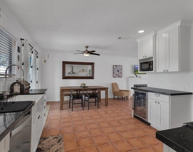 76795 New York Avenue - Photo Thumbnail 26