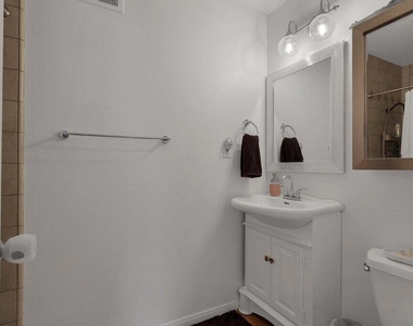 76795 New York Avenue - Photo Thumbnail 12