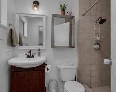 76795 New York Avenue - Photo Thumbnail 32