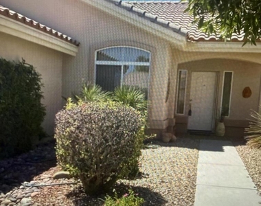 78945 Champagne Lane - Photo Thumbnail 9