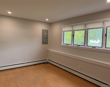 110 Clinton Avenue - Photo Thumbnail 10