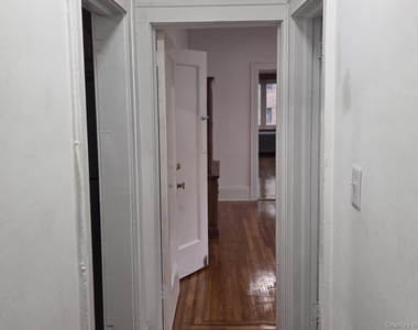 420 Bedford Avenue - Photo Thumbnail 3