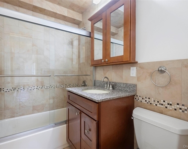101 Gedney Street - Photo Thumbnail 7