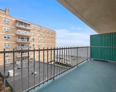 101 Gedney Street - Photo Thumbnail 8