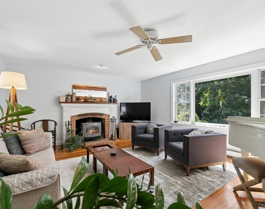 1020 Monsell Lane - Photo Thumbnail 4