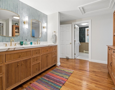 1020 Monsell Lane - Photo Thumbnail 28