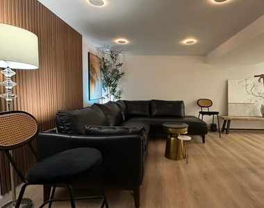 18 Gariss Street - Photo Thumbnail 9