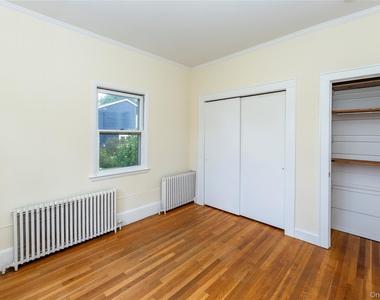 140 E Main Street - Photo Thumbnail 6