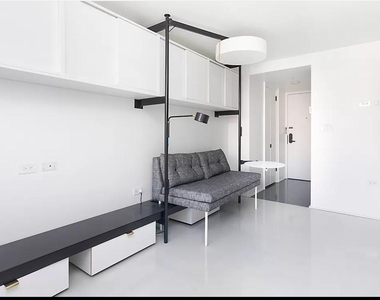 237 Madison Avenue - Photo Thumbnail 2