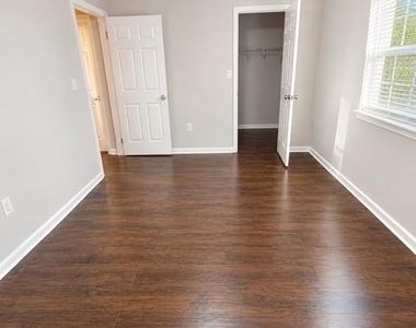36 Fisher Drive - Photo Thumbnail 10