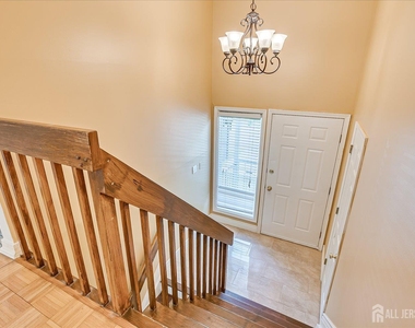 3902 Spring Brook Drive - Photo Thumbnail 6
