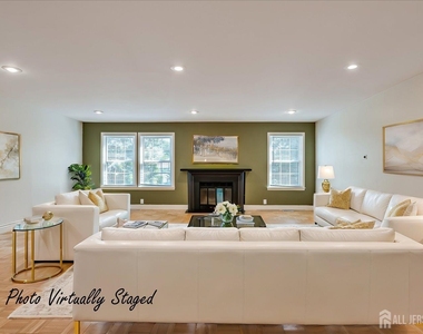 3902 Spring Brook Drive - Photo Thumbnail 16