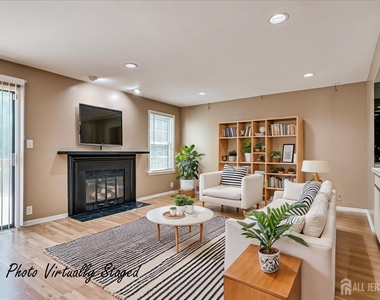 3902 Spring Brook Drive - Photo Thumbnail 21