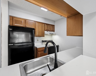 1306 Ravens Crest - Photo Thumbnail 6