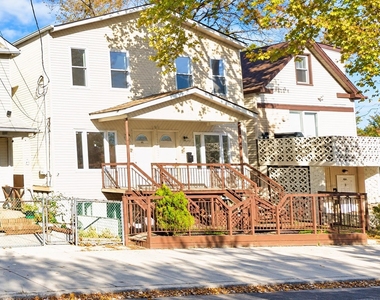 661 Catherine Street - Photo Thumbnail 5
