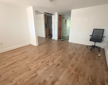 661 Catherine Street - Photo Thumbnail 1