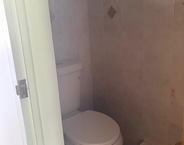 661 Catherine Street - Photo Thumbnail 3