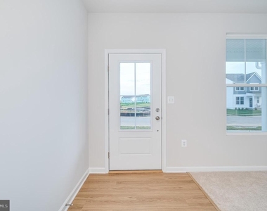 217 National Street - Photo Thumbnail 11