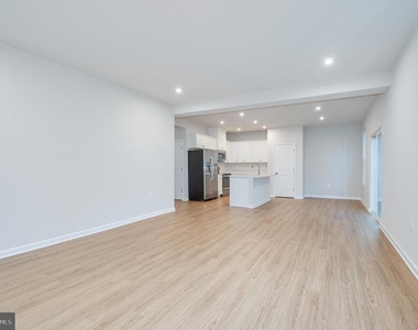217 National Street - Photo Thumbnail 22