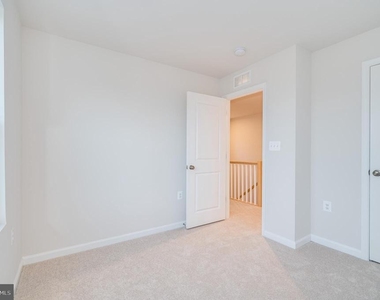 217 National Street - Photo Thumbnail 37
