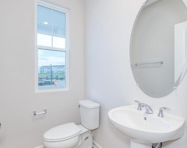 217 National Street - Photo Thumbnail 17