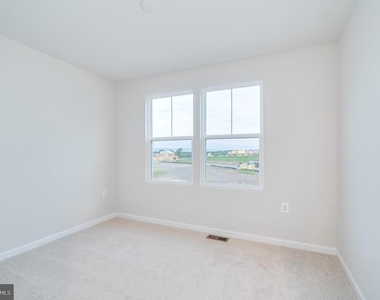 217 National Street - Photo Thumbnail 36