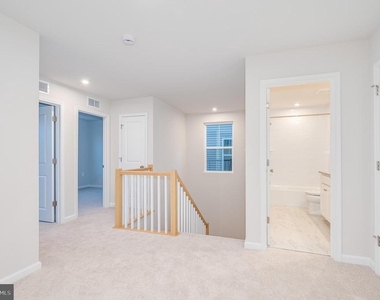 217 National Street - Photo Thumbnail 40