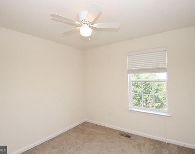 185 Magellan Drive - Photo Thumbnail 23