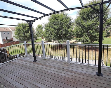 185 Magellan Drive - Photo Thumbnail 28