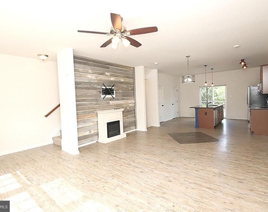185 Magellan Drive - Photo Thumbnail 15