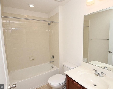 185 Magellan Drive - Photo Thumbnail 22