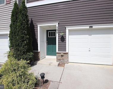 185 Magellan Drive - Photo Thumbnail 1